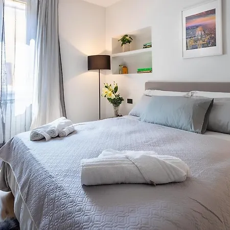 2 Centro Milano,duomo,navigli Apartment