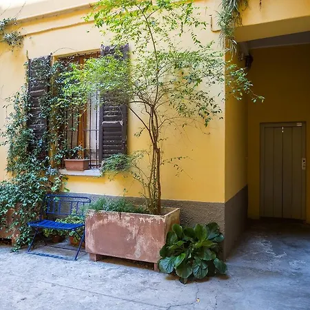 2 Centro Milano,duomo,navigli Apartment